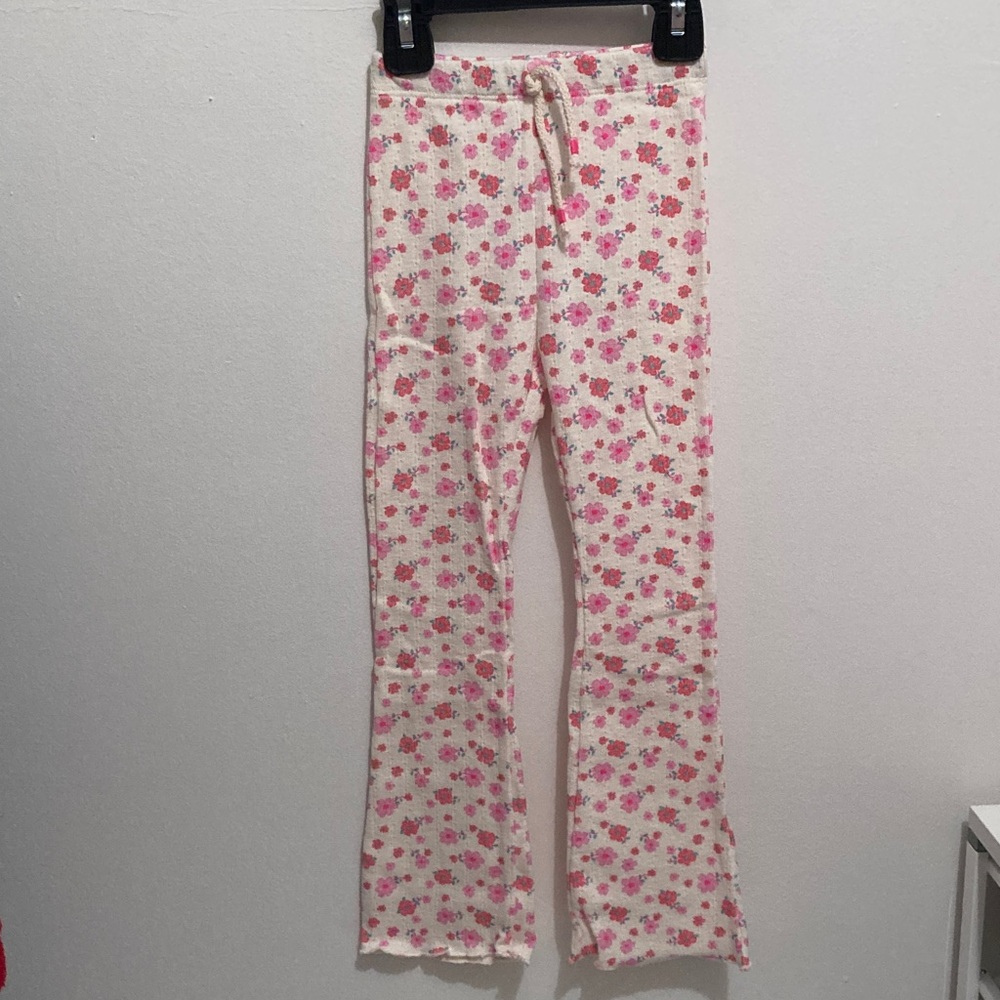Zara size 6 Pink Floral Print Pants, NWT